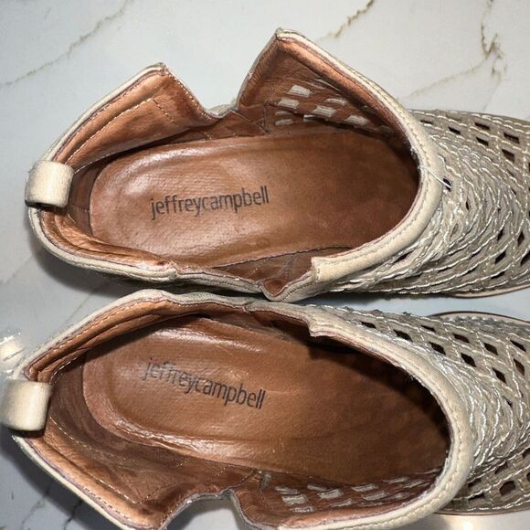 Jeffrey Campbell Cutout Taggart Booties Natural Beige Leather Size 7 - Picture 9 of 11